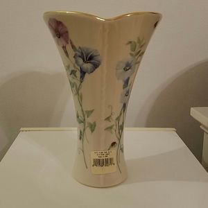 Lenox new morningside cottage flared vase 8.5 inch